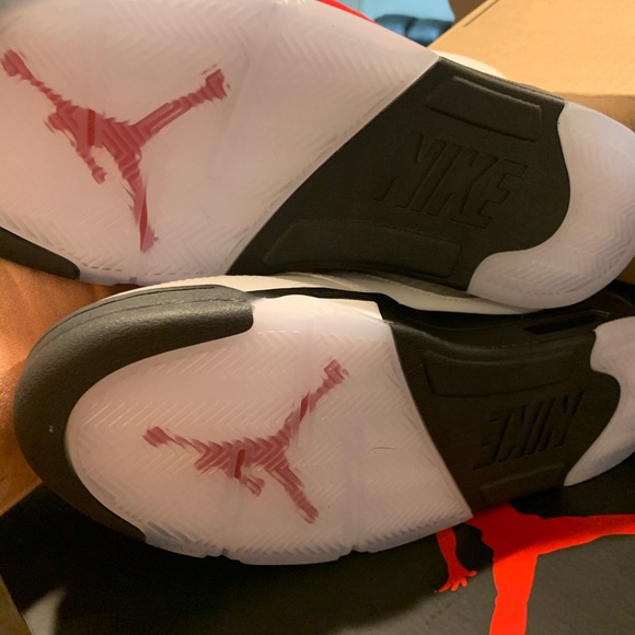 Air Jordan 5 Retro 2020 silver tongue - Picture 2 of 3